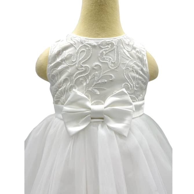 Hvit Kjole Barn Stella barneklær kjoler til jente festklær selskapskjoler babyklær brudepike kjoler